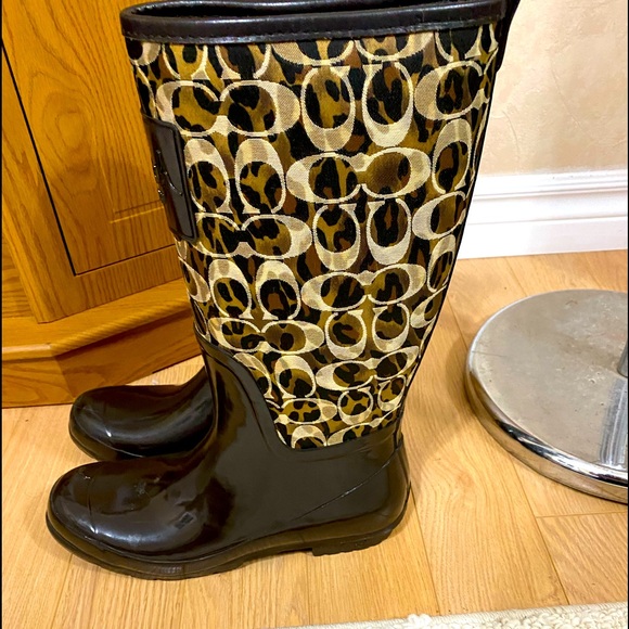 Authentic beautiful Coach rubber boots - Picture 2 of 6